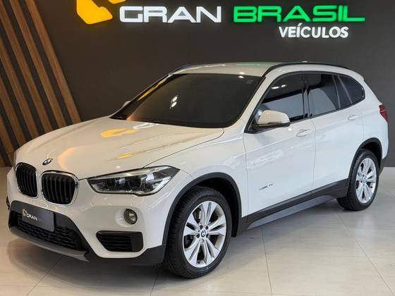 BMW X1 2.0 16V TURBO ACTIVEFLEX SDRIVE20I 4P AUTOMÁTICO BMW X1 2.0 16V TURBO ACTIVEFLEX SDRIVE20I 4P AUTOMÁTICO